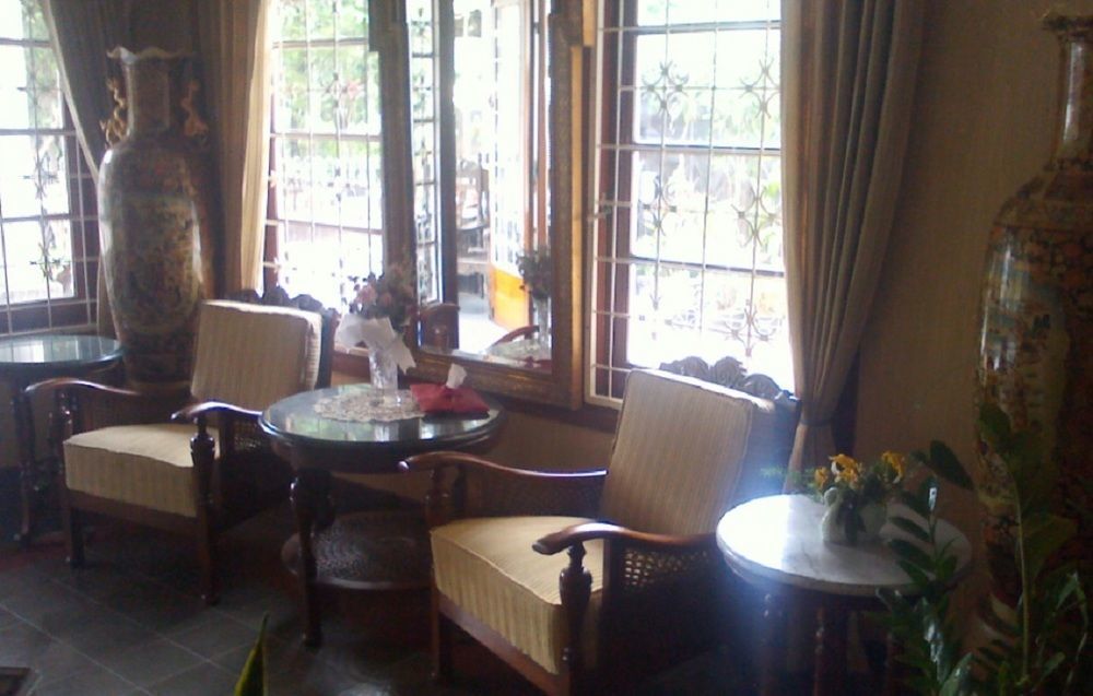 La Nostalgie Boutique Guest House Bandung Exterior photo