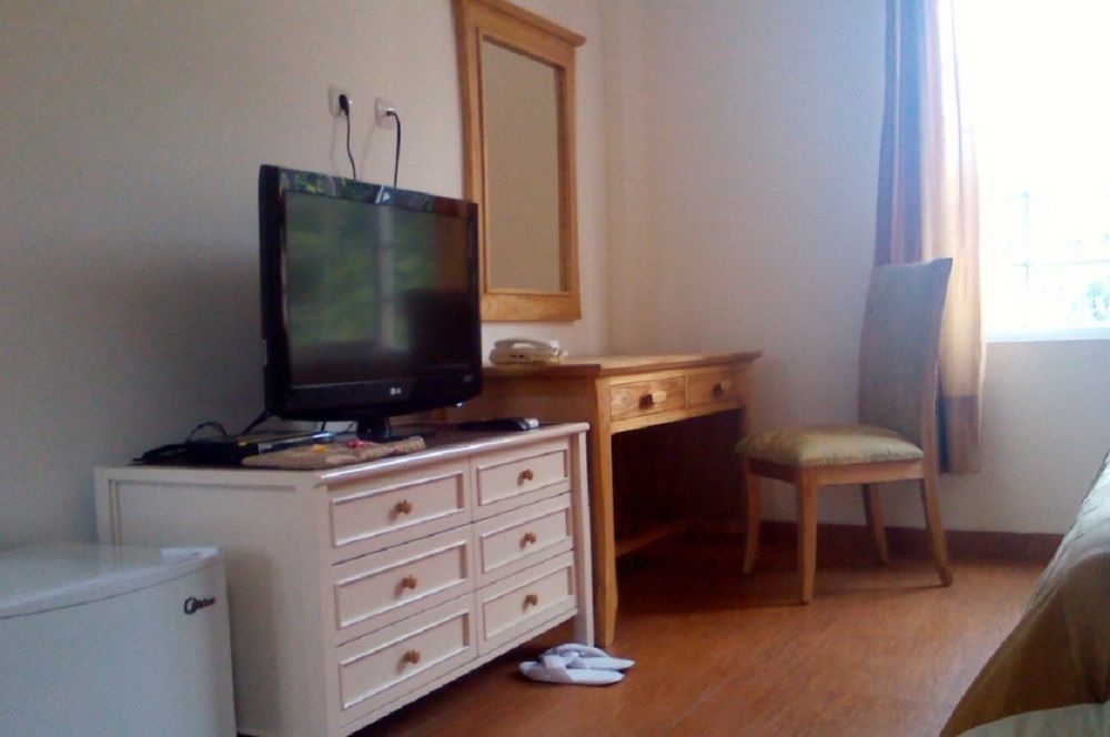 La Nostalgie Boutique Guest House Bandung Exterior photo